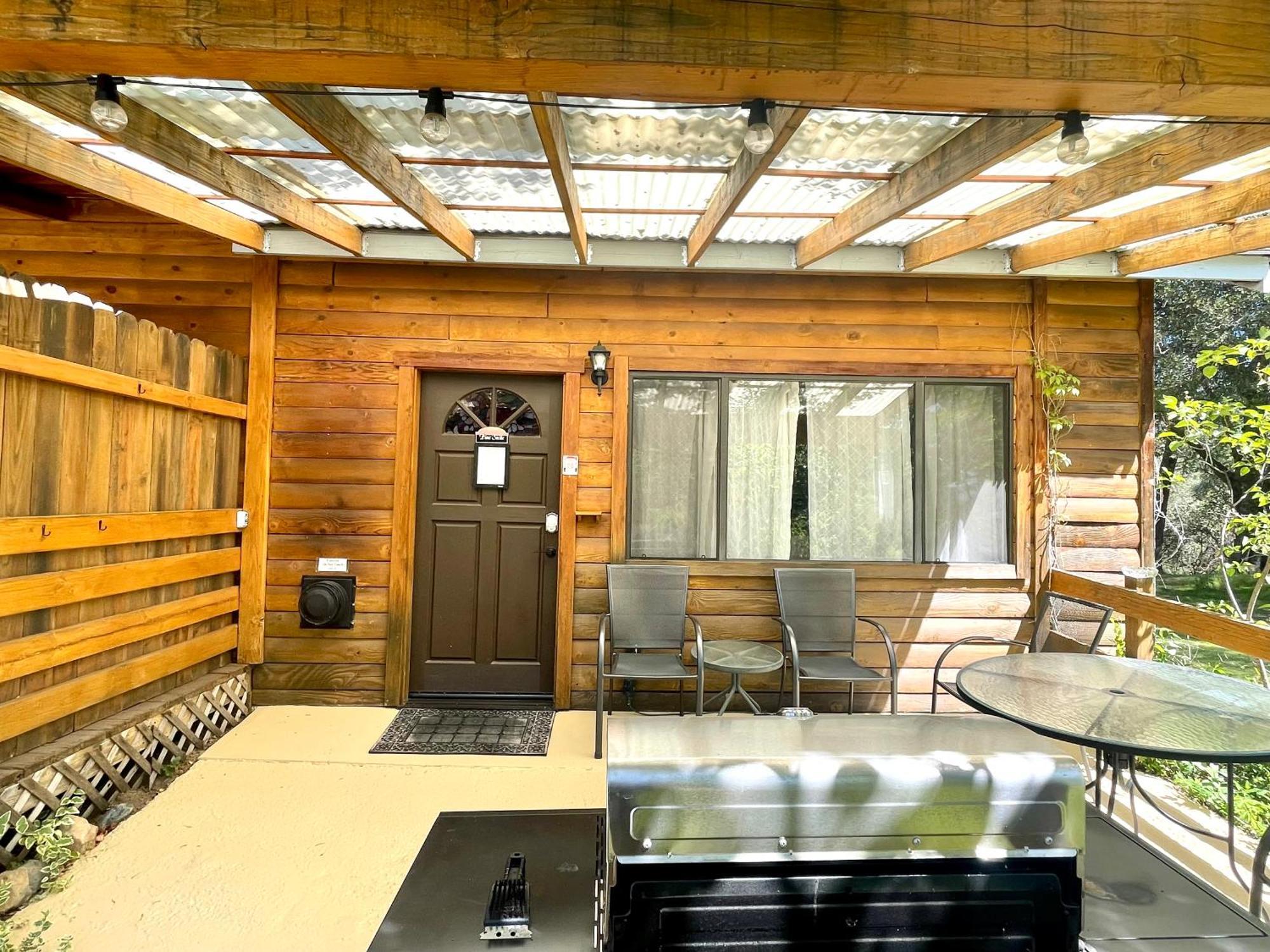 Sierra Mountain Lodge - Vacation Rentals - Yosemite 아와니 외부 사진