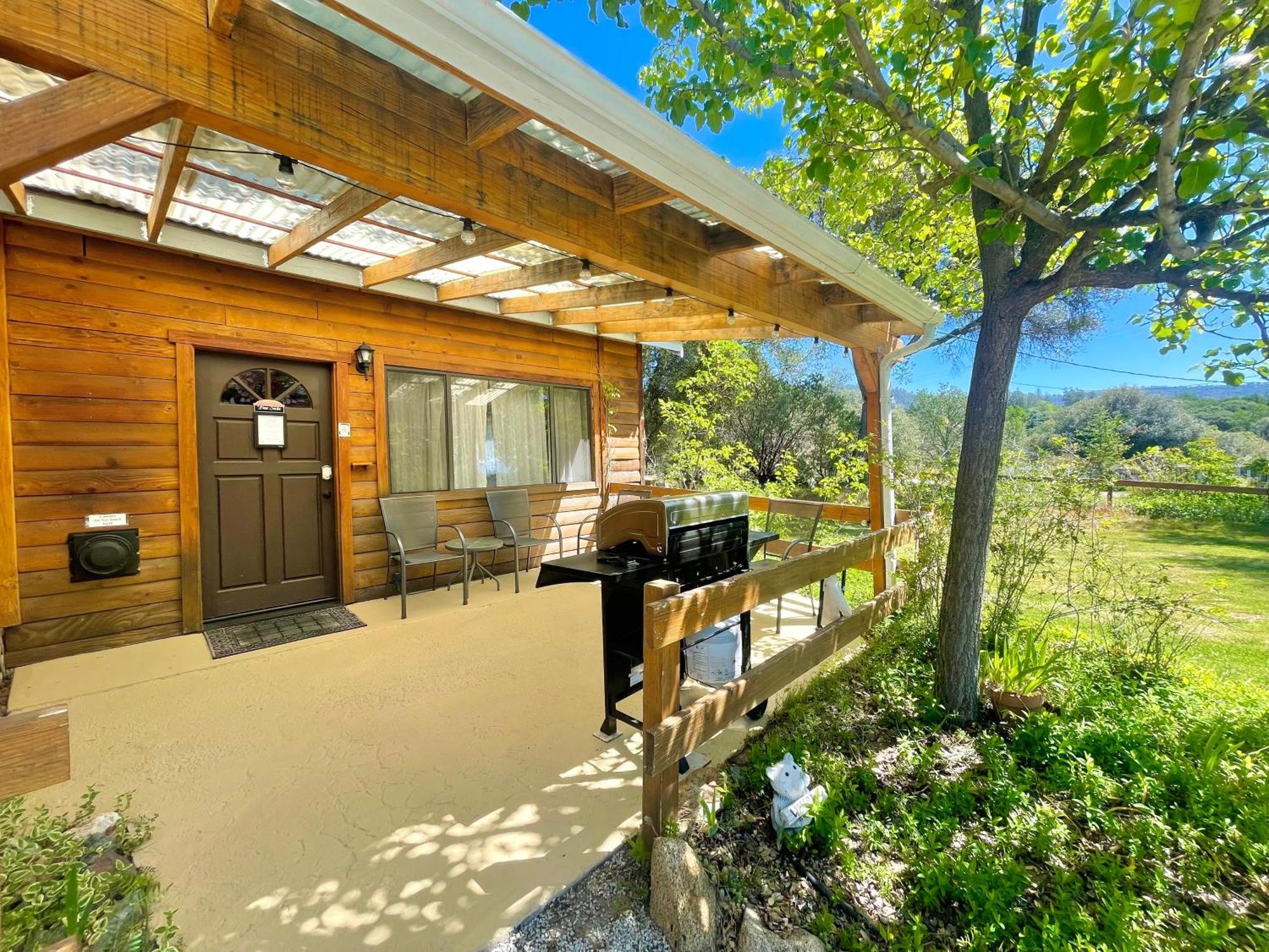 Sierra Mountain Lodge - Vacation Rentals - Yosemite 아와니 외부 사진