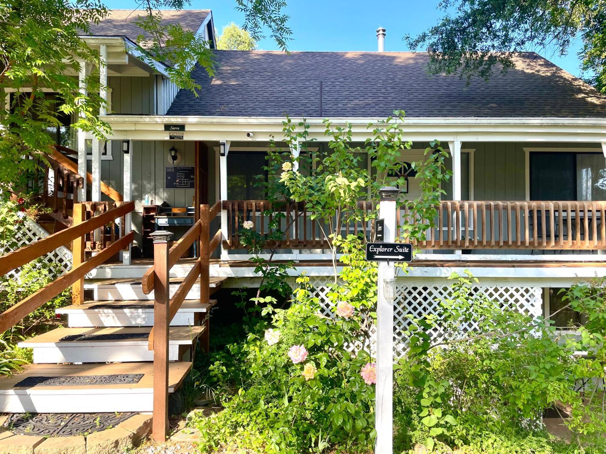 Sierra Mountain Lodge - Vacation Rentals - Yosemite 아와니 외부 사진