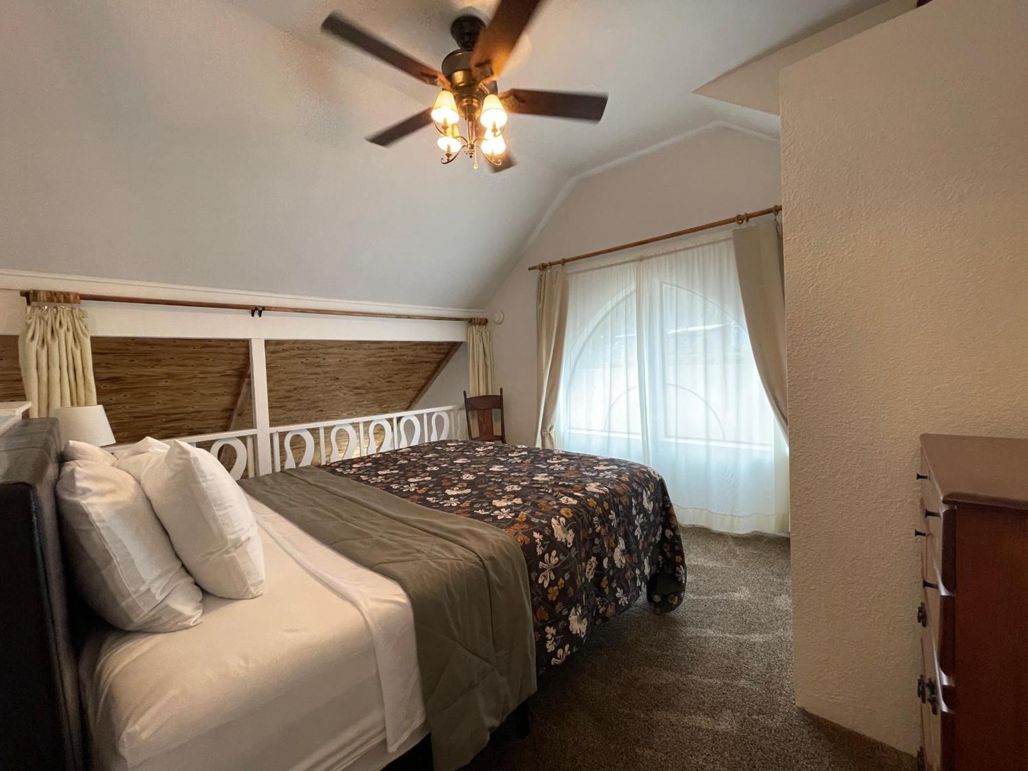 Sierra Mountain Lodge - Vacation Rentals - Yosemite 아와니 외부 사진