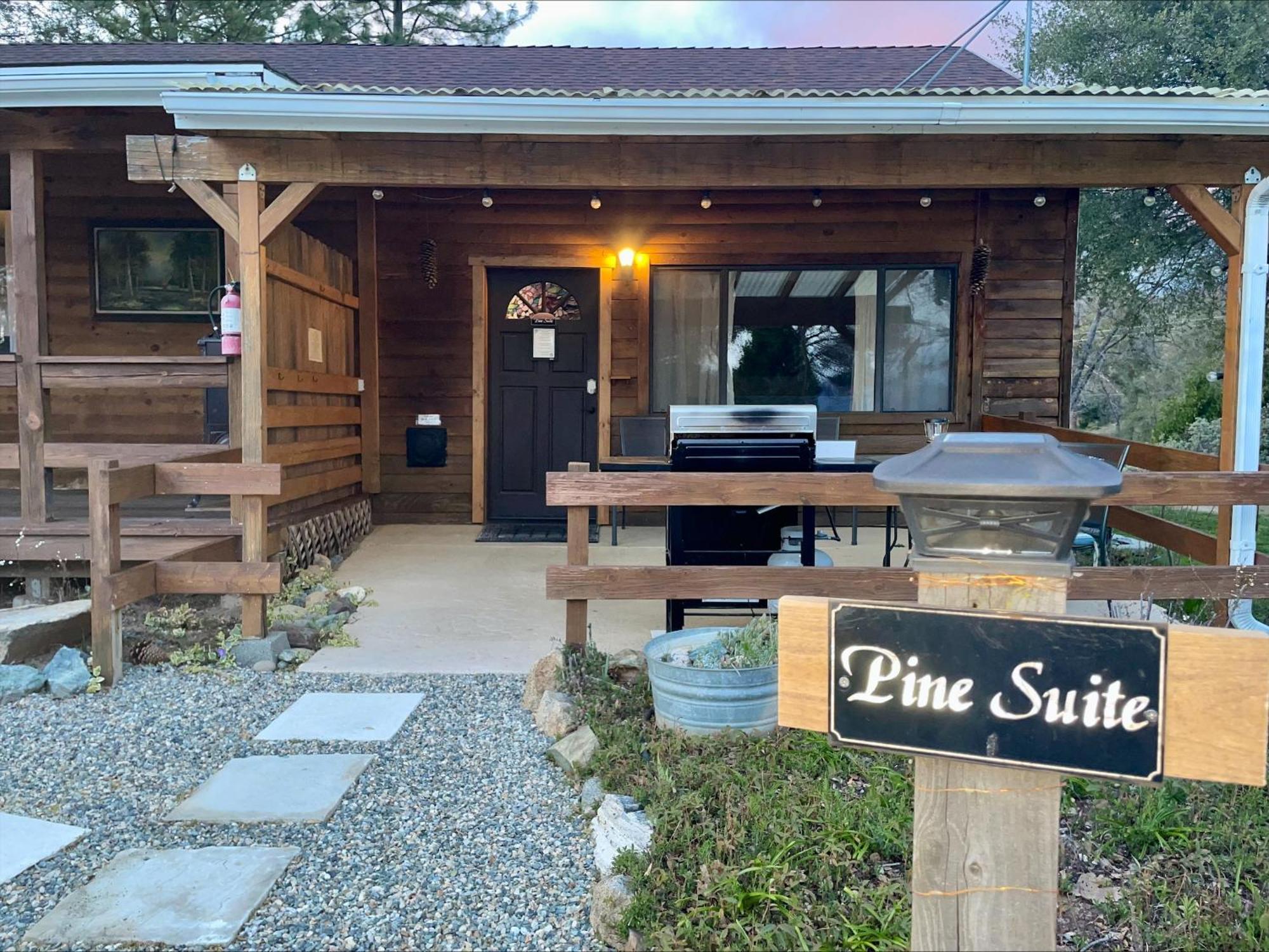 Sierra Mountain Lodge - Vacation Rentals - Yosemite 아와니 외부 사진
