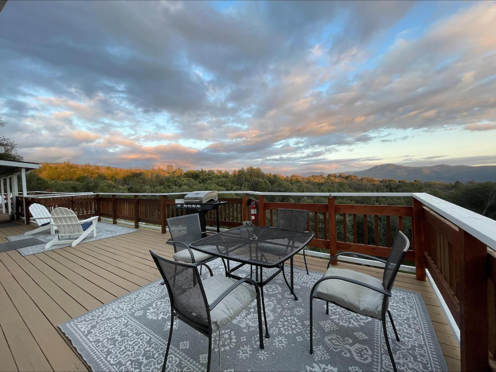Sierra Mountain Lodge - Vacation Rentals - Yosemite 아와니 외부 사진